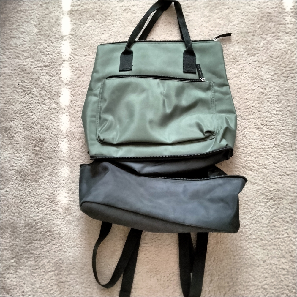 DSW Green and Black Men's Backpack